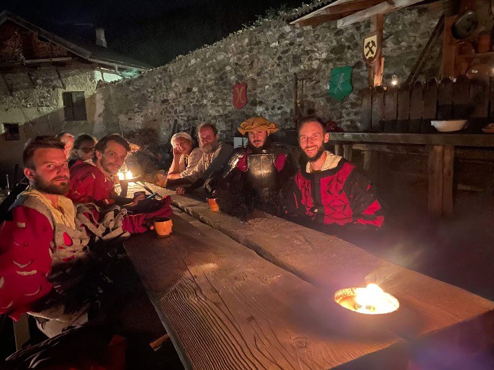 Canopi e lanzichenecchi | Bergknappen Primör